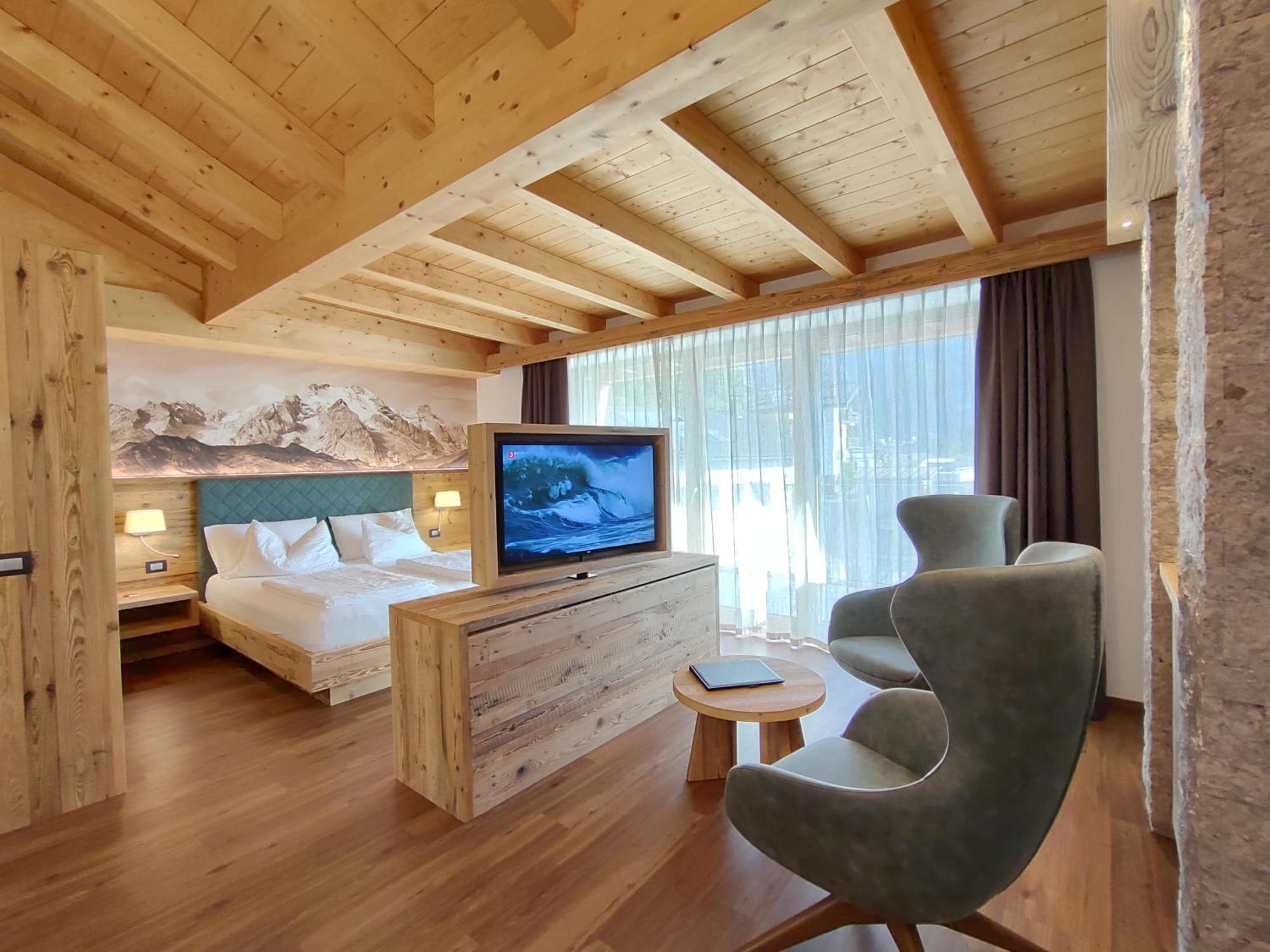 Dolomites B&B - Suites, Apartments And Spa Tesero Eksteriør billede