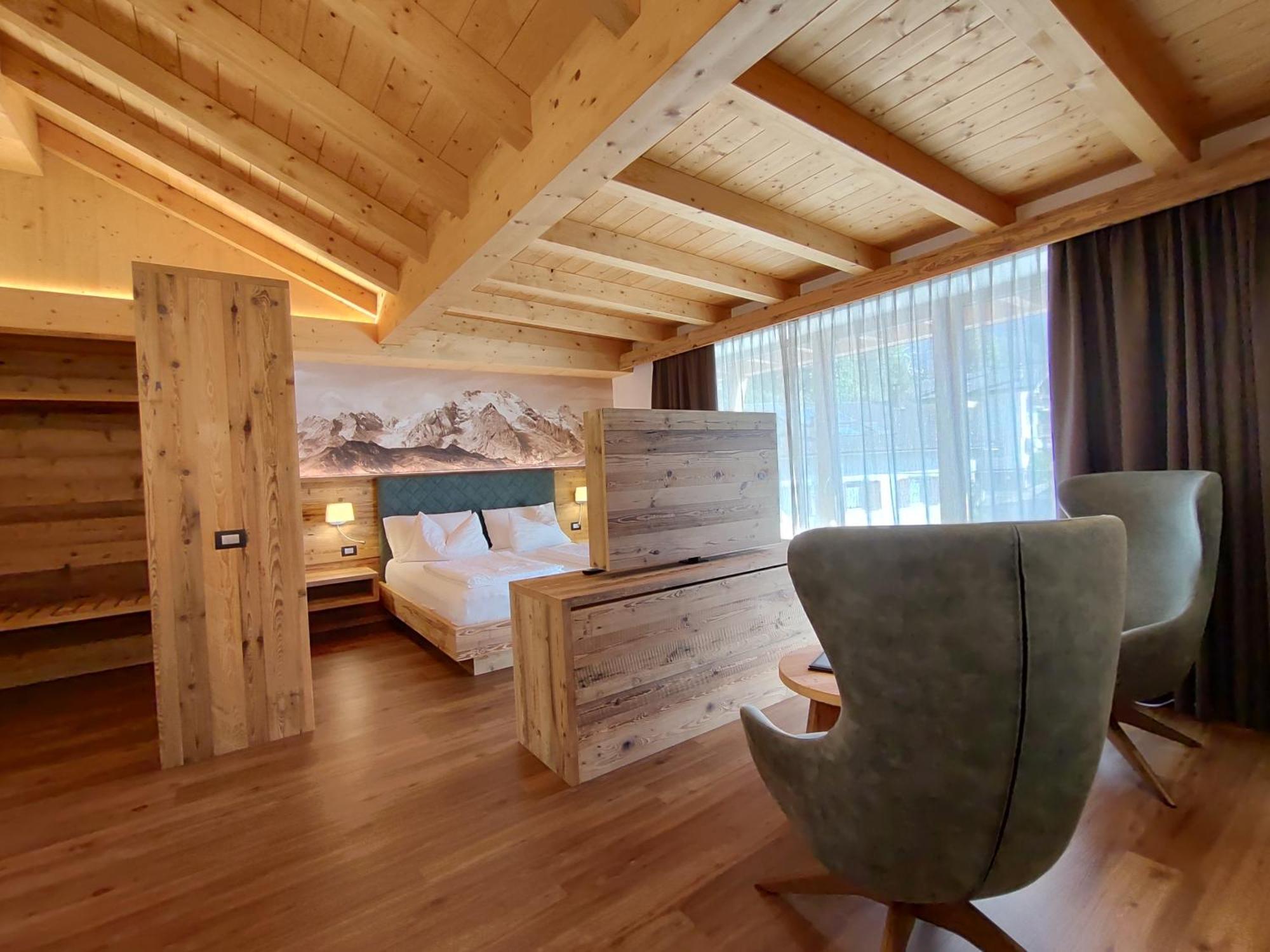 Dolomites B&B - Suites, Apartments And Spa Tesero Eksteriør billede