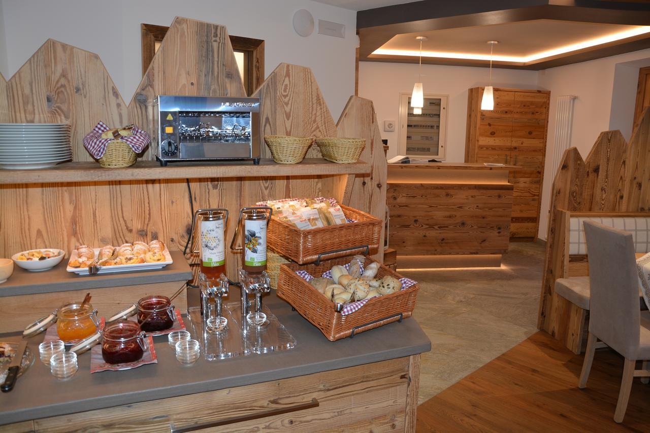 Dolomites B&B - Suites, Apartments And Spa Tesero Eksteriør billede